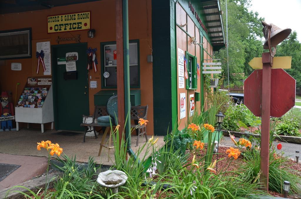 Ft. Wilderness Rv Park And Campground Whittier Exterior photo